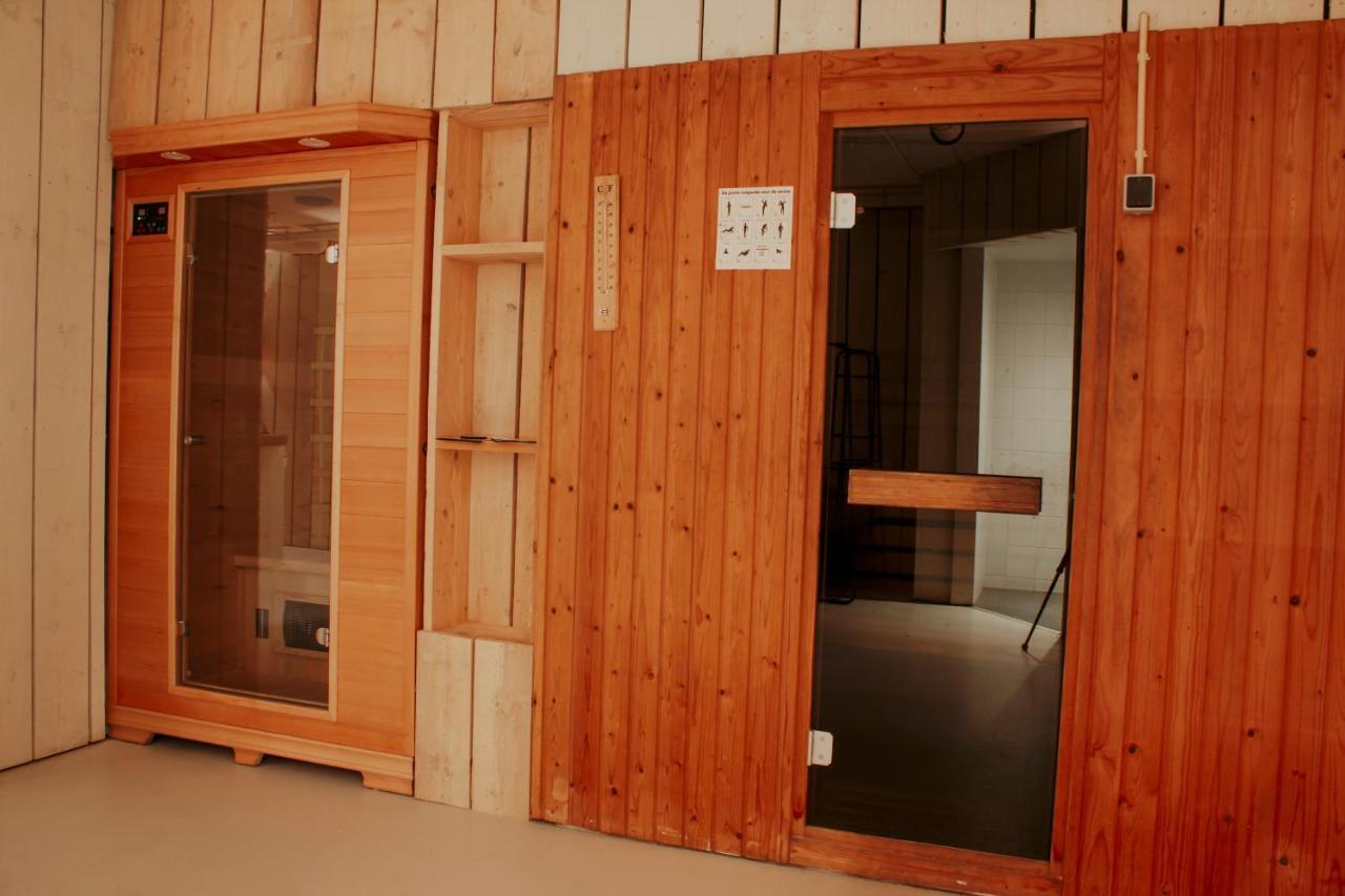 Luxus Familienvilla Mit Jacuzzi & Sauna 2 Tzummarum Exterior foto