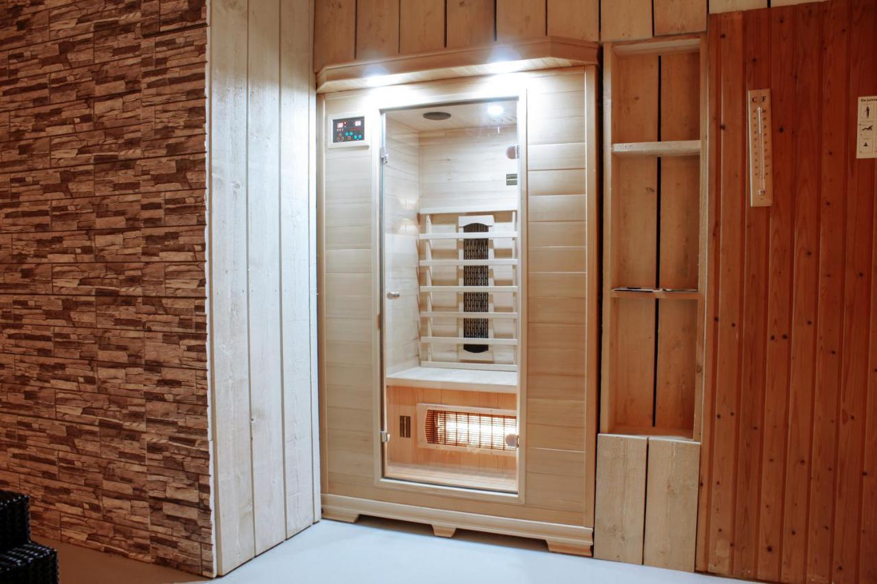 Luxus Familienvilla Mit Jacuzzi & Sauna 2 Tzummarum Exterior foto